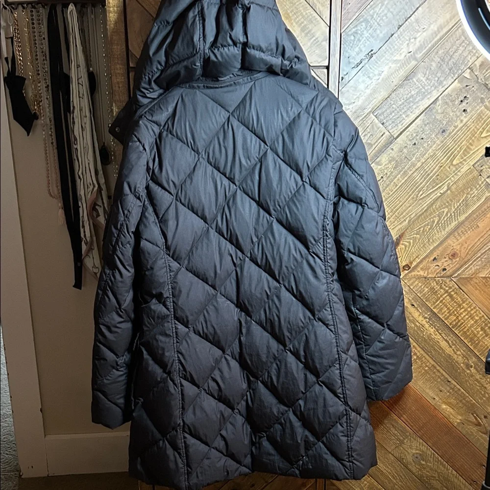 Burberry Down Jacket Size XL - Picture 6 of 13